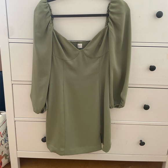 Aritzia Wilfred Novella Dress - Picture 5 of 7
